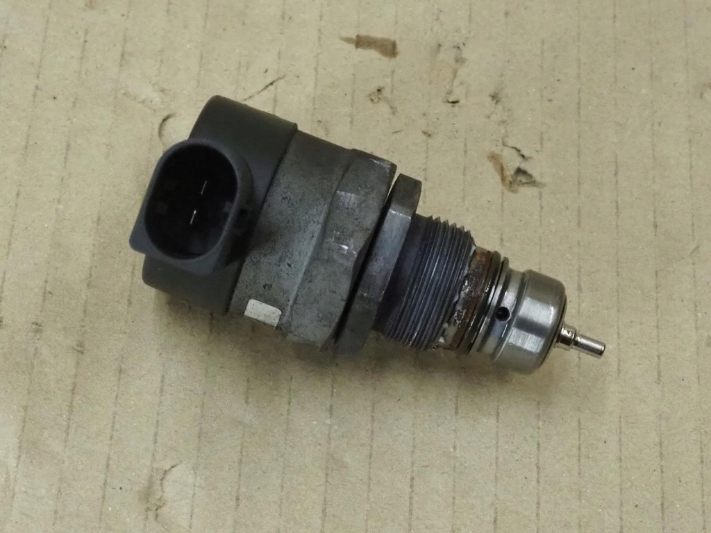 Датчик давления топлива om642 a6420700146 mercedes w221 3.0 cdi bluetec Недорого