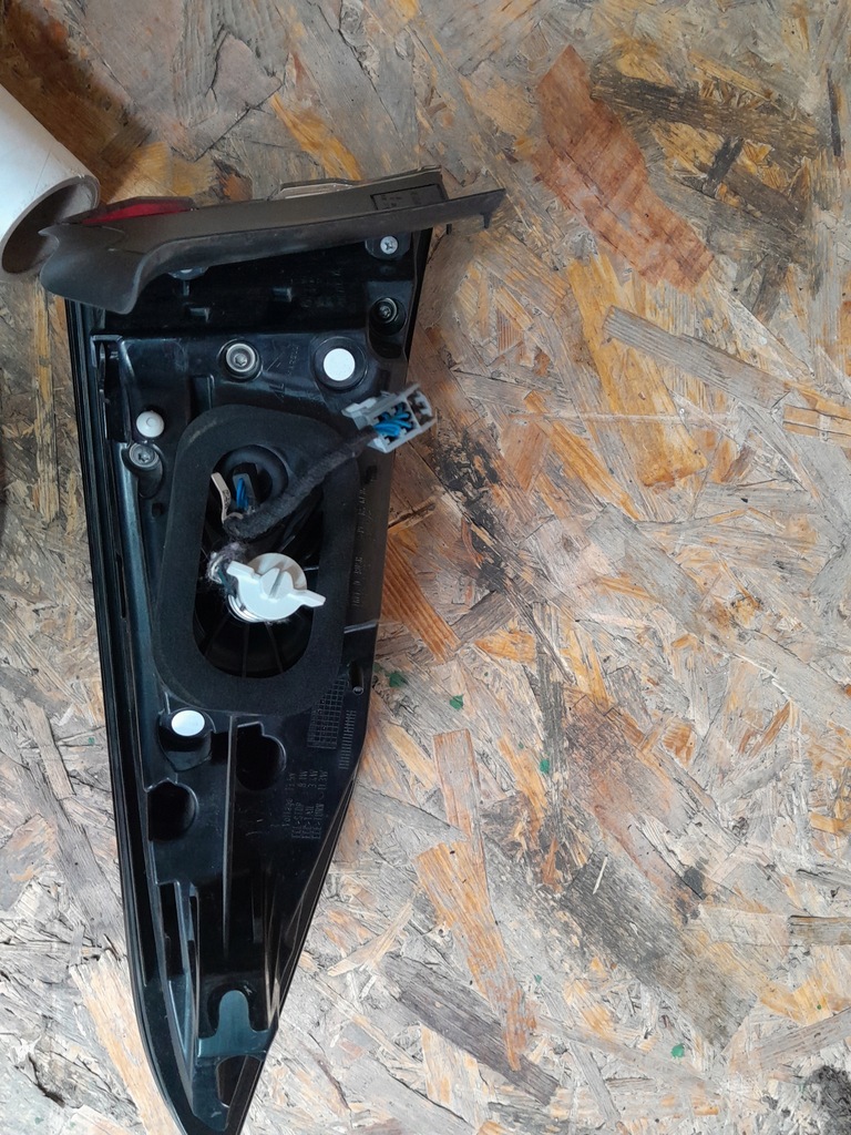 фото №8, Maserati levante trofeo lift лампы задняя kpl dark europa