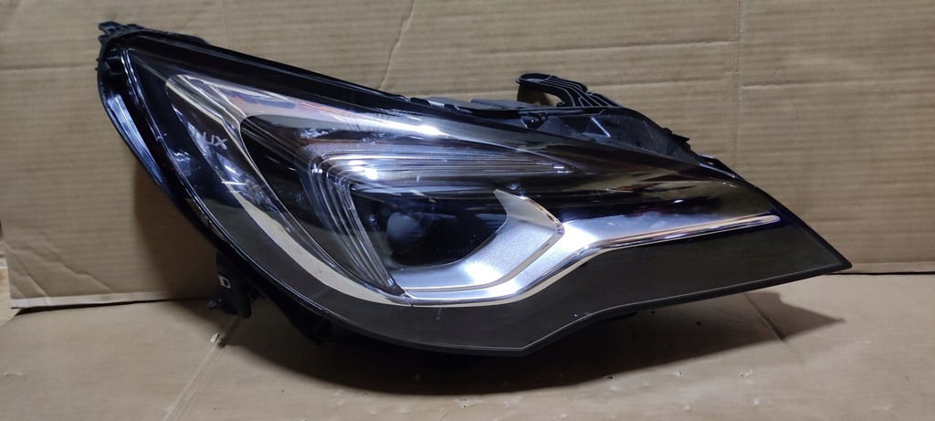 фото №3, Лампа перед opel astra k full led