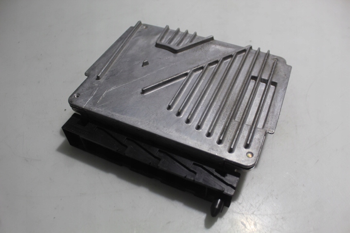 фото №1, Бортовий комп'ютер двигуна volvo s80 i 2.4