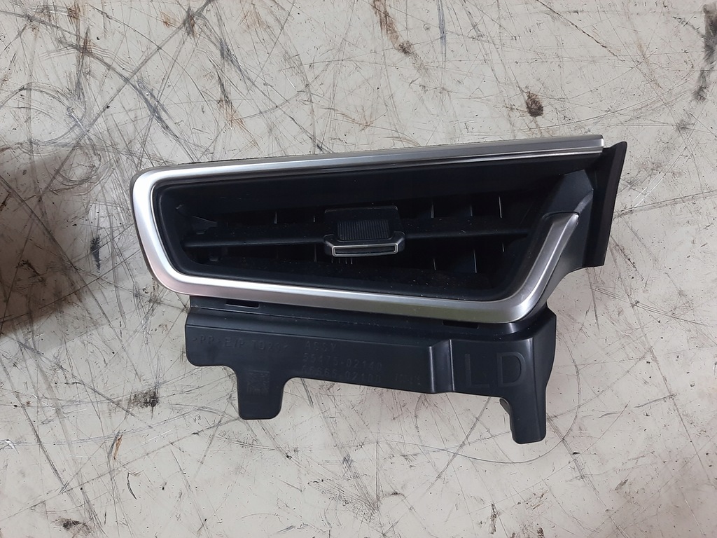 фото №1, Corolla e21 решётка обдув левая