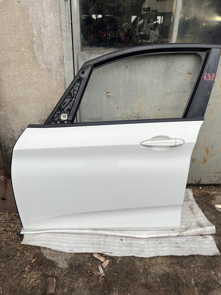 фото №1, 438 bmw 2 f45 дверь перед передние левая alpinweiss 300