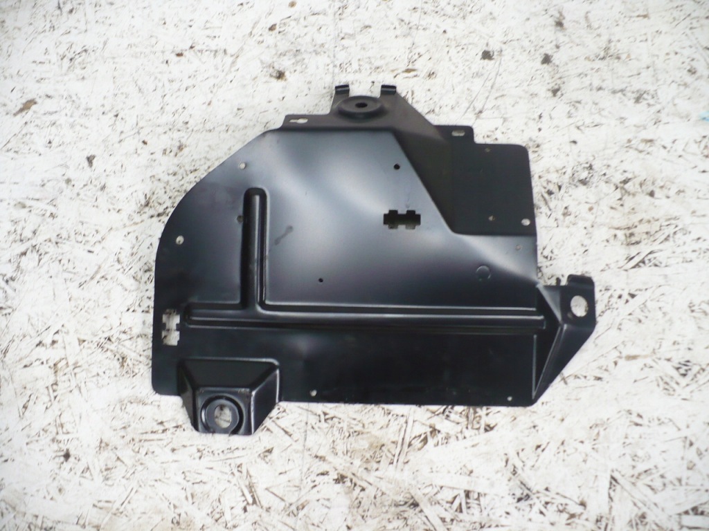 Купить Накладка металлическая mercedes w124