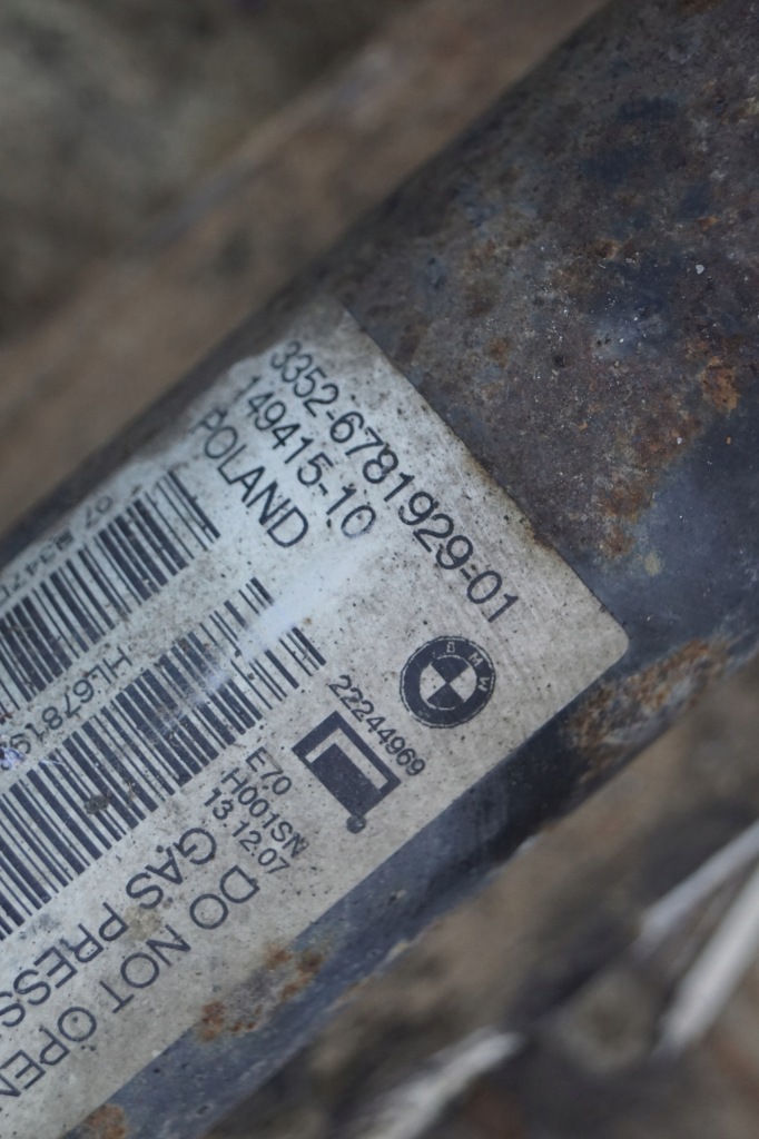 Амортизатори задній bmw x5 e70 6781929 6781930 комплект Зі Шроту