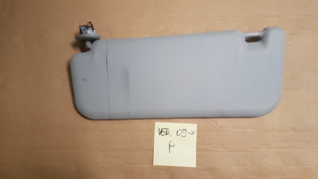 фото №1, Toyota verso 09-17 козирок правий