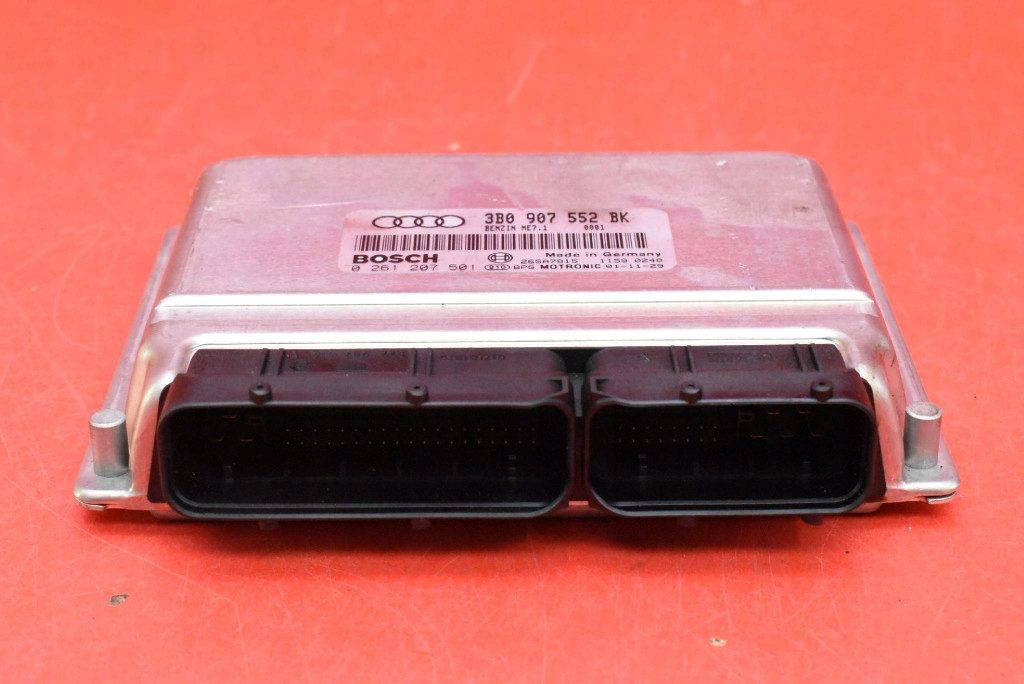 Блок керування бортовий комп'ютер двигуна 3b0907552bk 0261207501 audi a6 c5 2.4 v6 170 km Недорого
