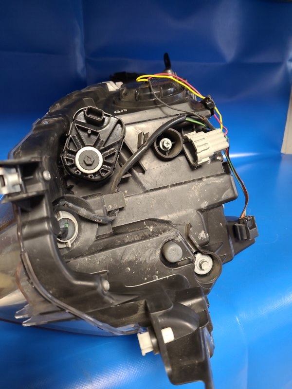 фото №6, Фара лампа левая nissan leaf 10-17-26060-9rb0a