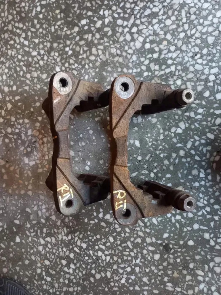 фото №1, Скоба левый перед toyota rav4 ii lift 2004r