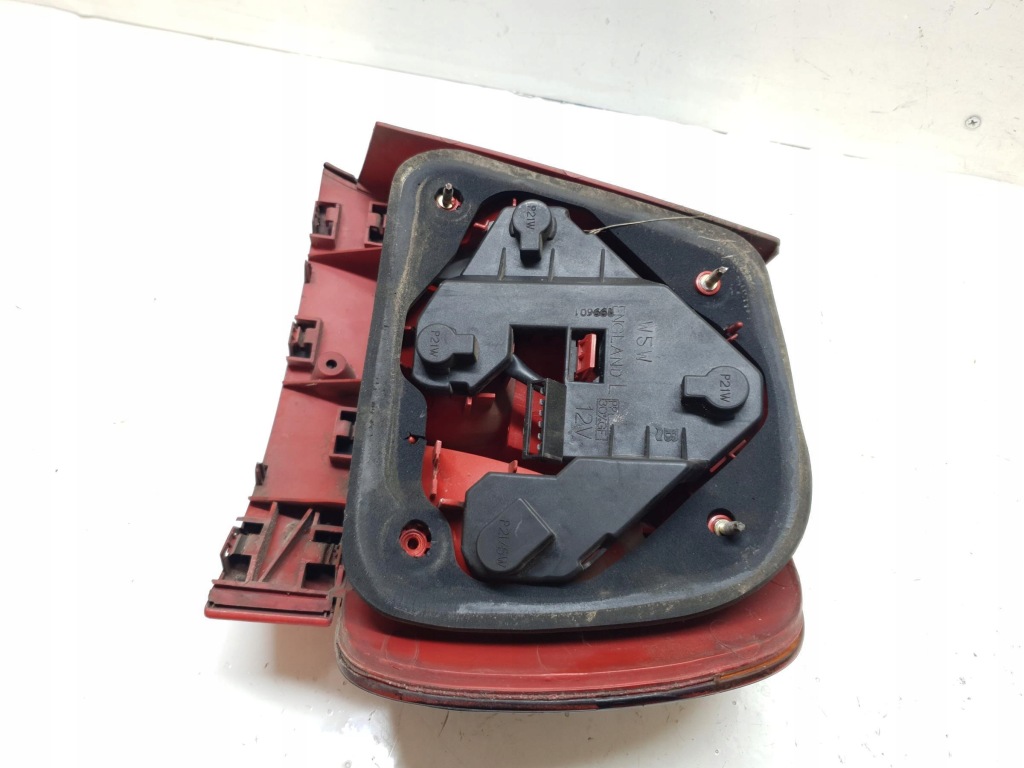 фото №6, Лампа левая задняя audi a4 b5 sedan