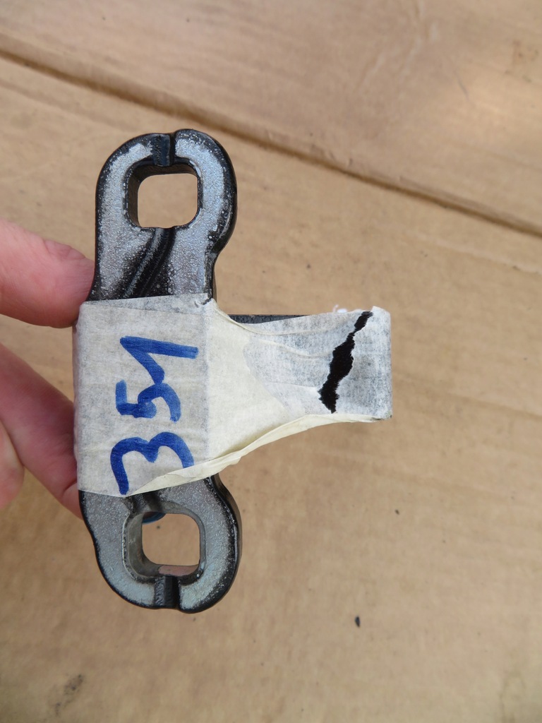 фото №5, Volvo xc40 2022 петля двері правий задня нижній