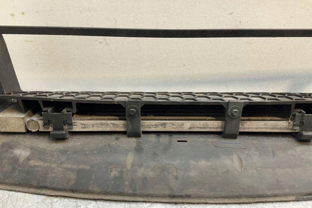 Радиатор масла bmw 5 e60 748506 3.0l бензиновый 2009 Киев