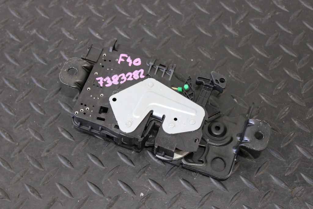 фото №1, Замок bmw 1 f40 7383282