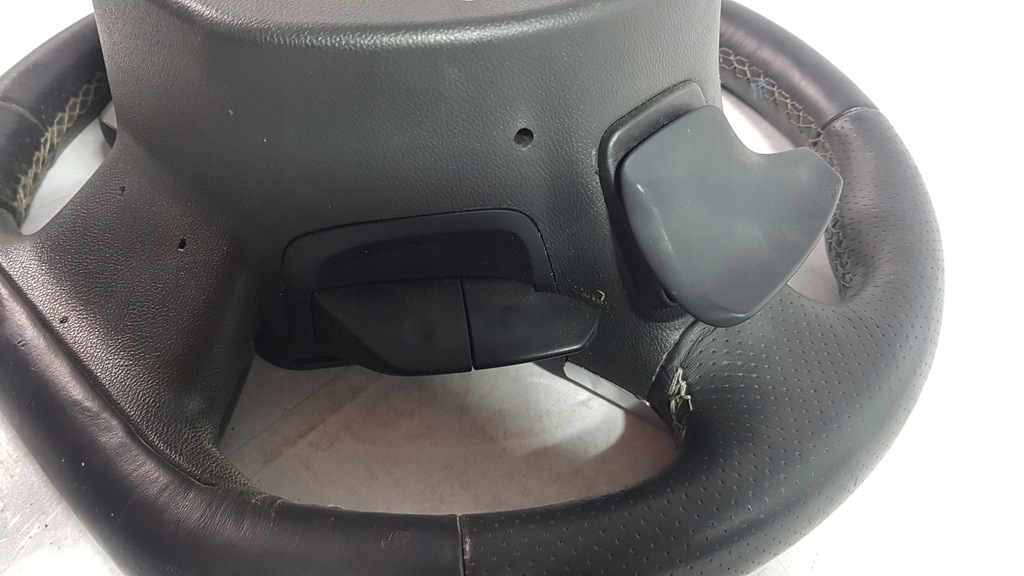 фото №8, Chevrolet camaro 16- воздуховод usa