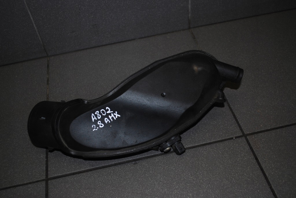 фото №1, Шланг воздуха audi a8 d2 2.8 078133356s