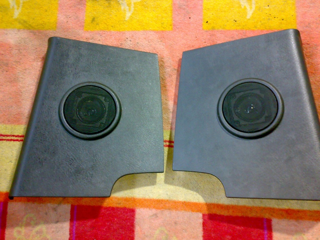 фото №1, Hummer h2 2006r. защита накладка стойка заднего багажника динамик