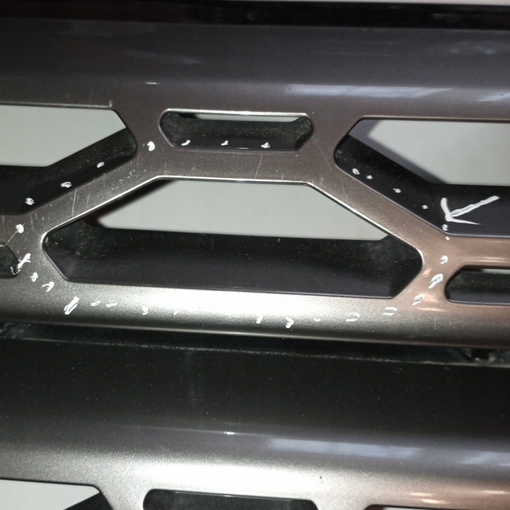 фото №6, Решітка радіатора решітка радіатора land rover discovery 2014- fk72-ba100-caw оригінал