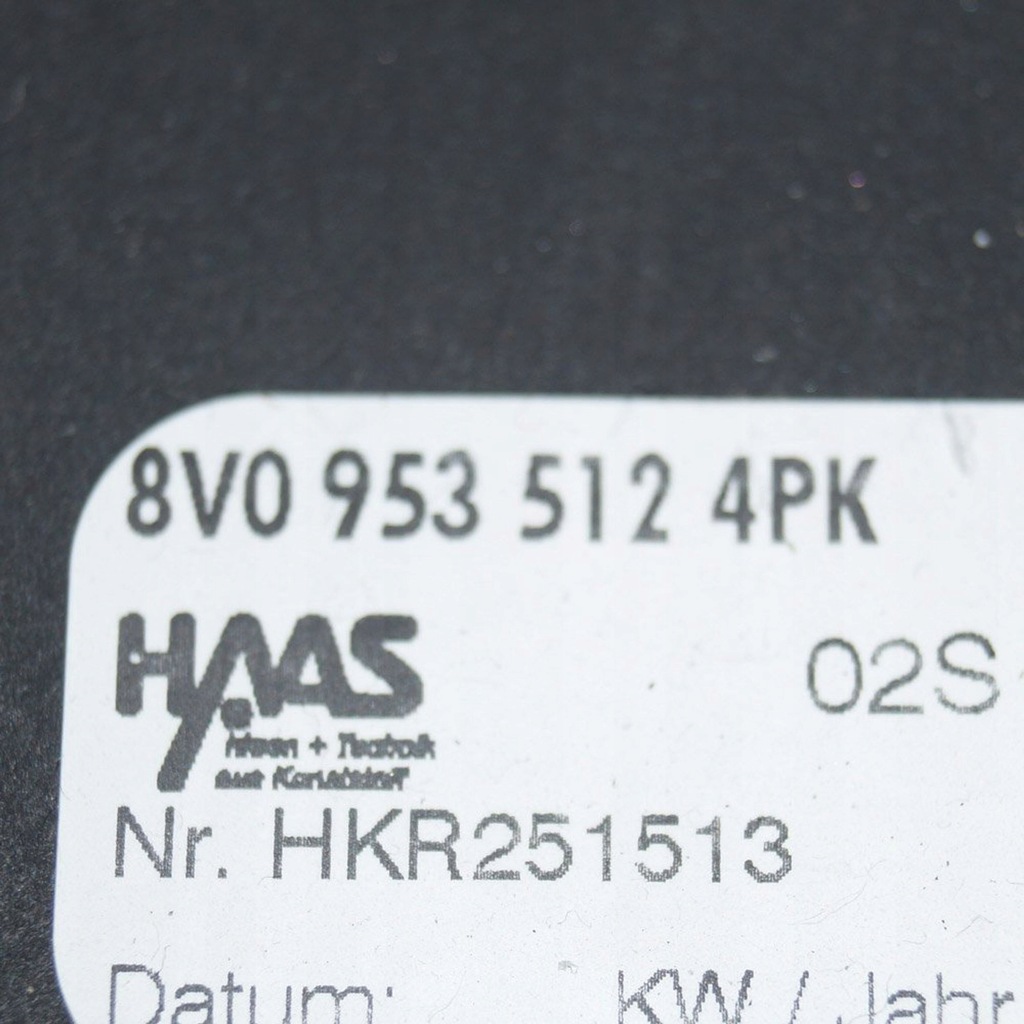 фото №5, Audi a3 s3 8v 2013 элементы обшивка колонки рулевого