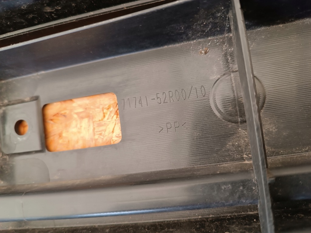 Решётка решётка радиатора решётка радиатора бампера перед 71741-52r00 suzuki swift vi mk8 17- Оригинал