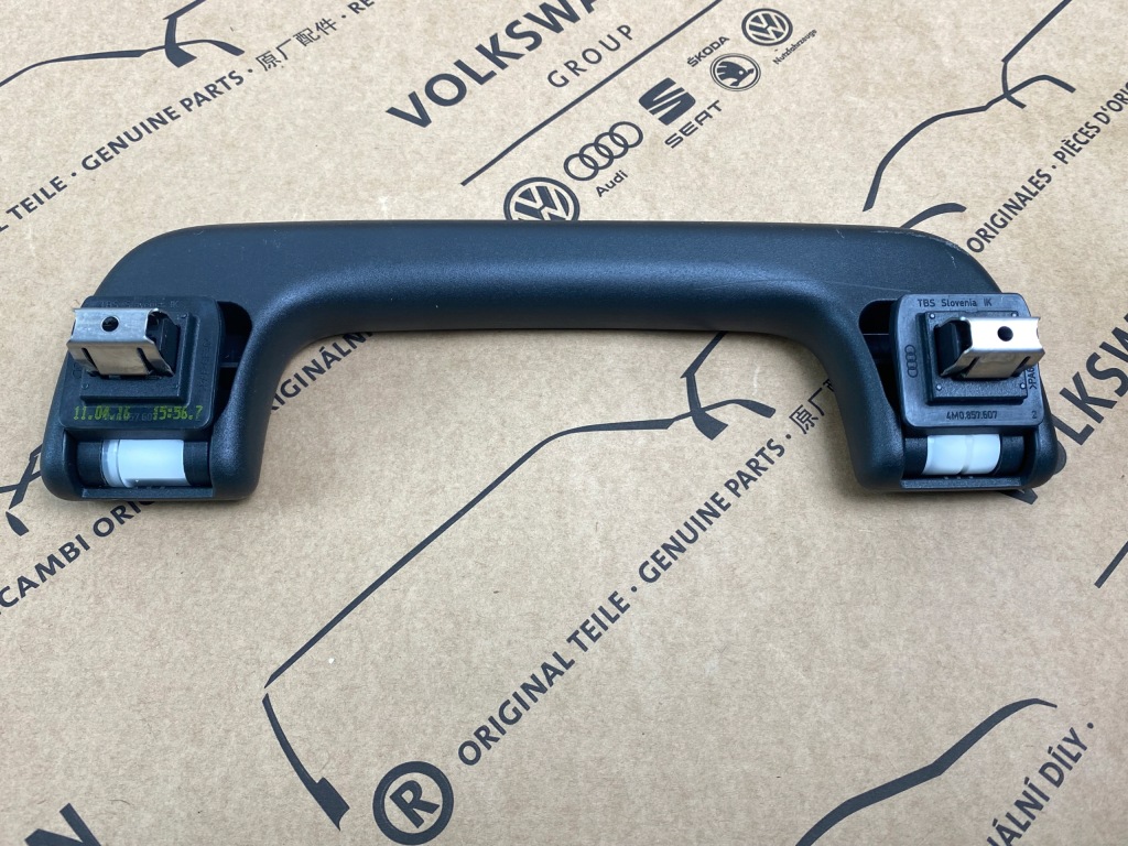 фото №4, Gd audi a4 a5 q7 ручка потолочный czarna 4m0857607 оригинальная