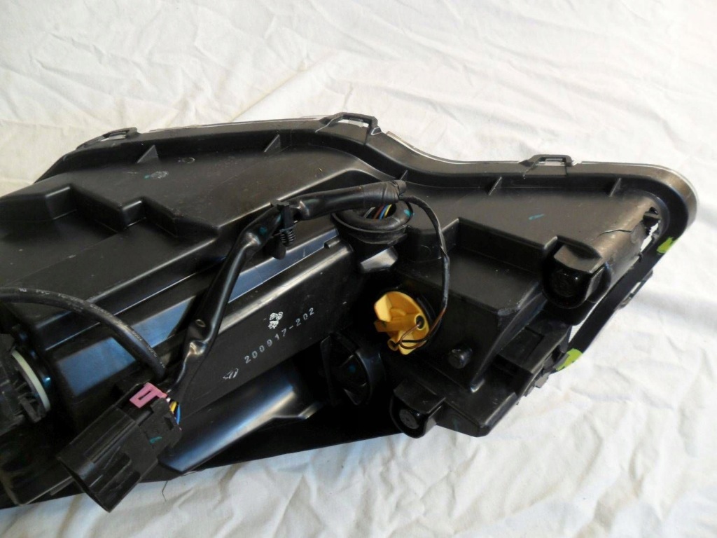 Фара перед сторона права mg zs mm316 Оригінал