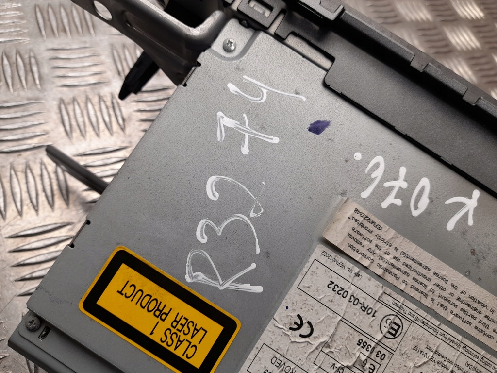 фото №6, Радио с проигрыватель cd toyota prius 2013 8614047080