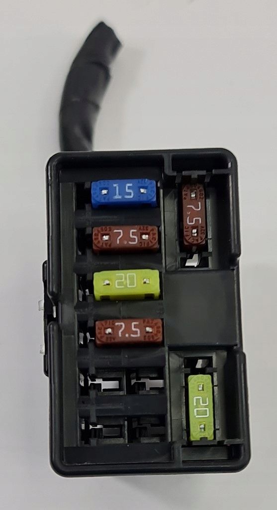 фото №1, Коробка запобіжників mazda rx-8 fb102400b