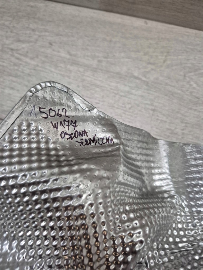 15062. mercedes w177 защита тепловая выхлоп a1776829200 с Разборки