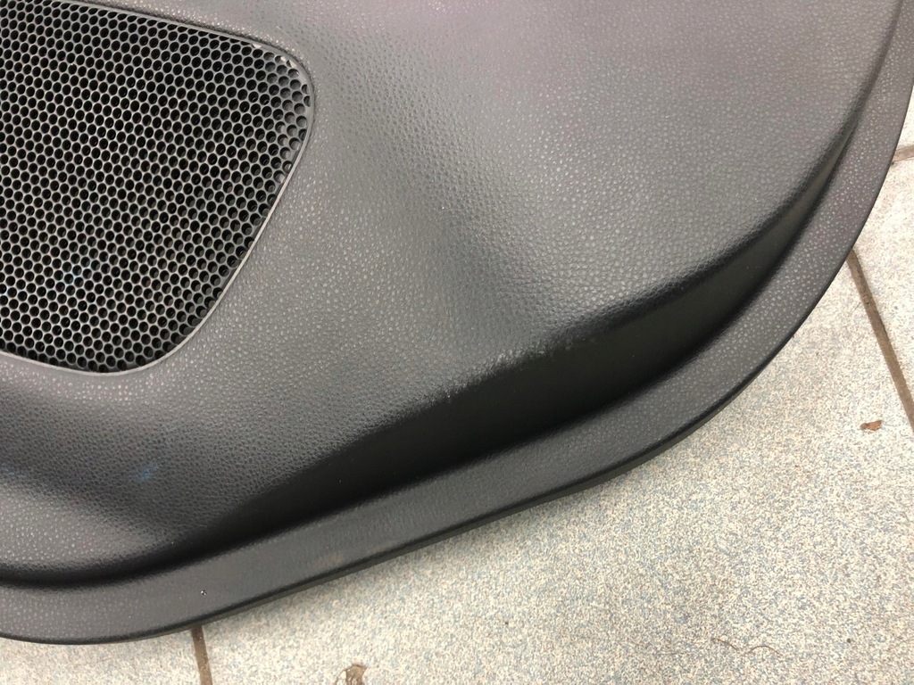 фото №7, Toyota yaris iv 2020- обшивка обшивки двері комплект