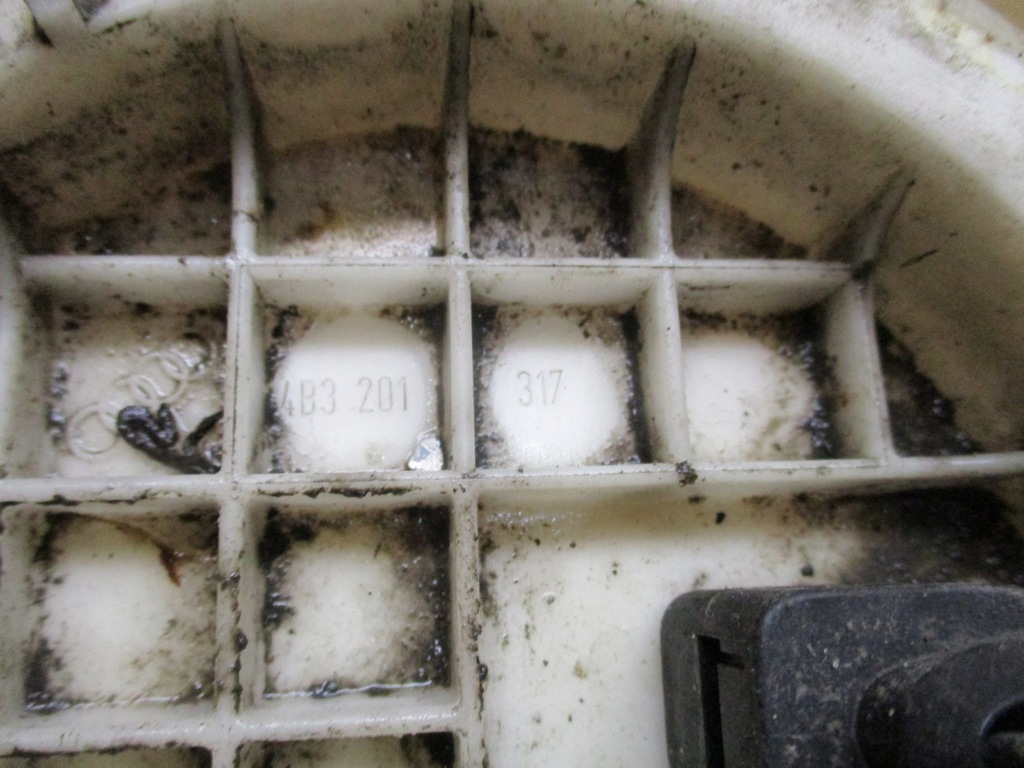 фото №5, Датчик рівня пального audi a6 c5 4.2 quattro 4b3201317e lub 4b3201317