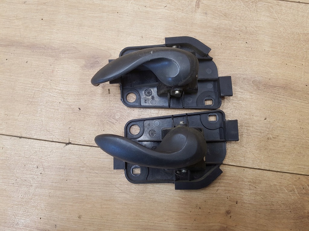 фото №1, Ручка дверь перед 2szt комплект fiat punto ii 3d