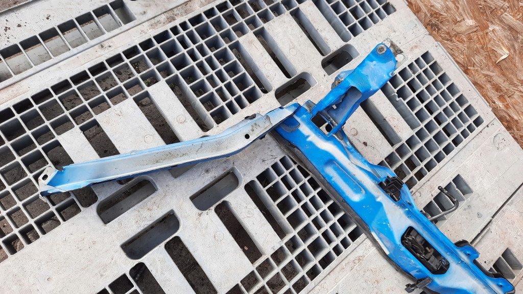 Ремень передний mercedes a170 01r в Украине