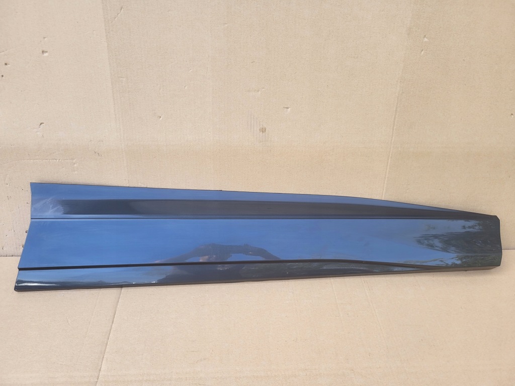 фото №1, Audi q4 e tron молдинг двері перед права оригінал!