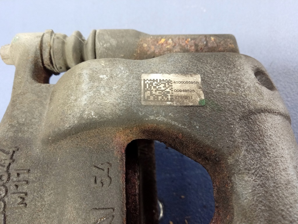 фото №6, Renault clio v 19- супорт перед правий скоба 410005595r