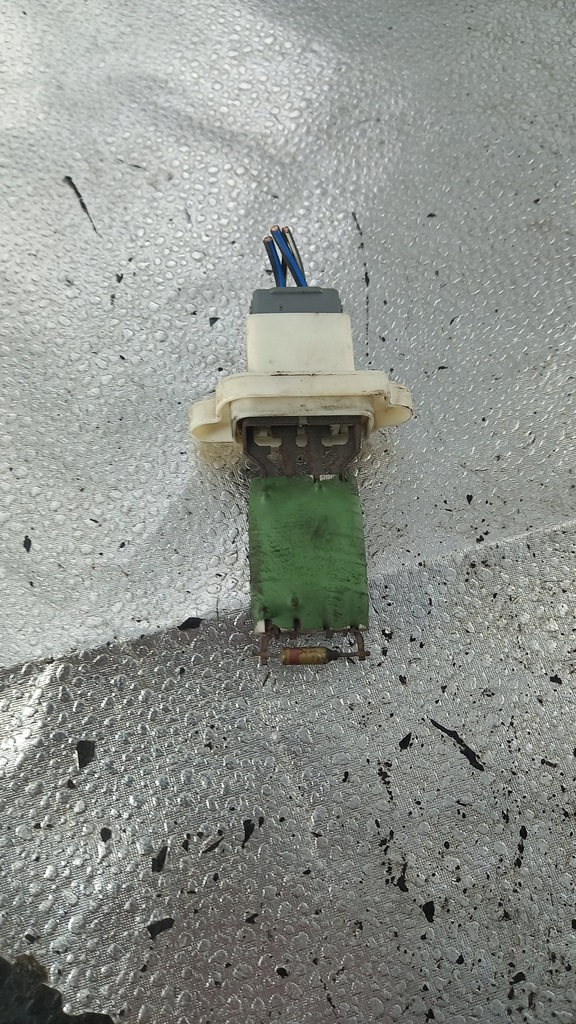 фото №1, Резистор вентилятор ford fusion 04r 1.4b