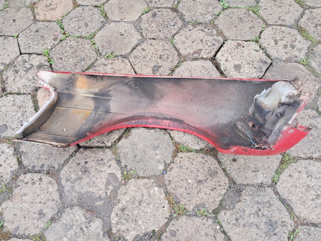 Крила лівий mercedes 107 sl slc 1078801318 Недорого