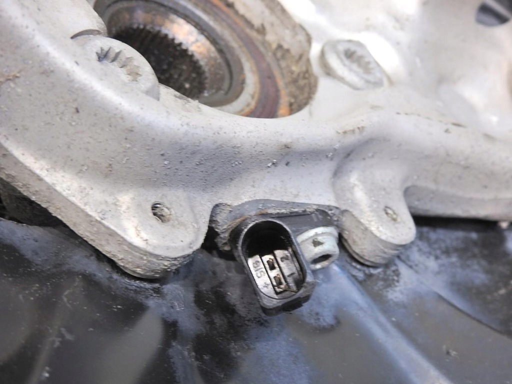 фото №8, Ступиця поворотний кулак важіль правий перед audi a6 c6 3.2 fsi quattro