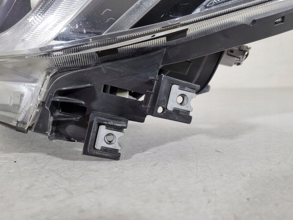 фото №15, Subaru outback legacy led лампа левая правая перед