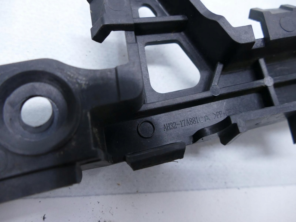 фото №4, Range rover sport l320 направляющая бампера p.t.