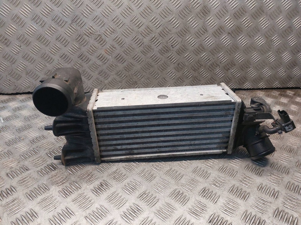 фото №1, Интеркулер citroen c5 i 2.2 hdi dac005tt