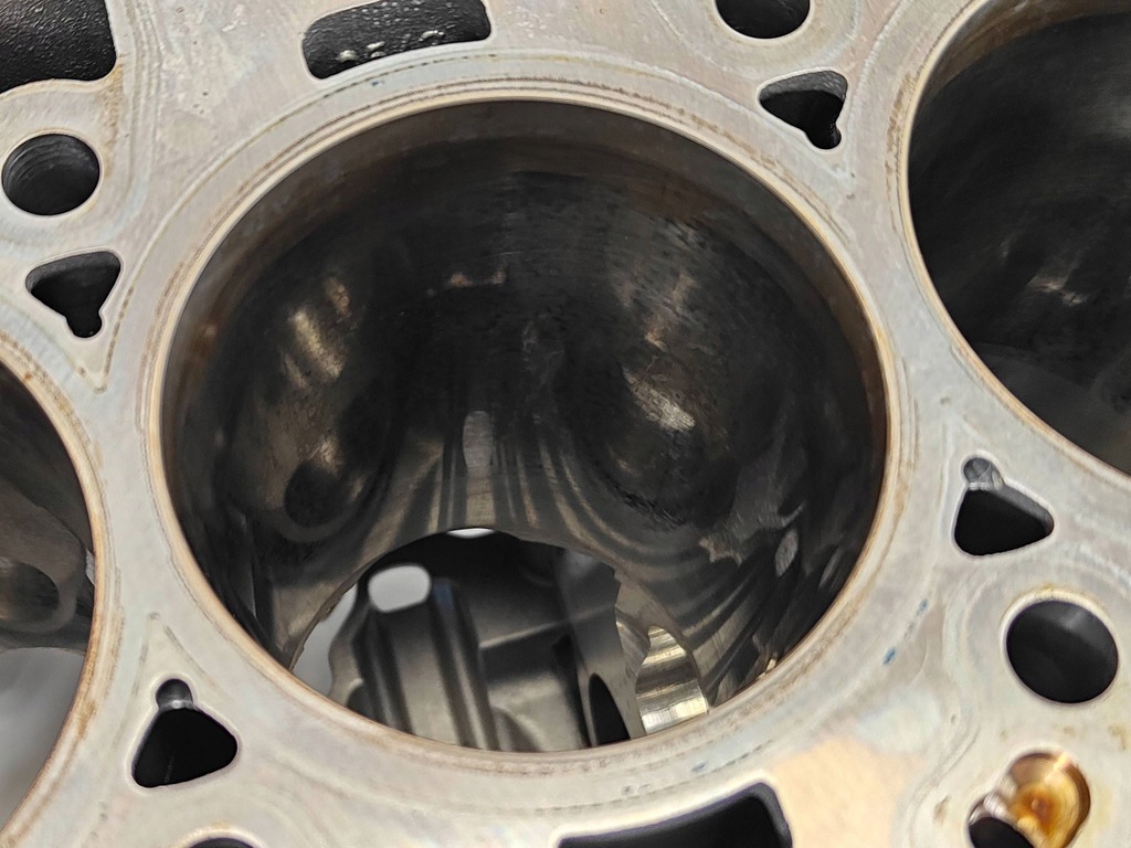 фото №6, Bmw 2 u06 x2 u10 x1 u11 f70 mini u25 1.5 b38 b38a15p блок двигуна 1025311