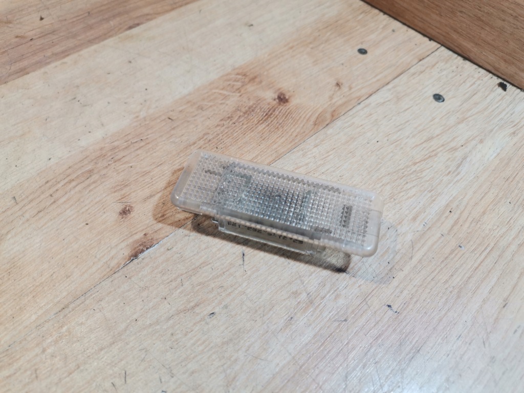 Лампа двері поріг педалей bmw x5 e53 Зі Шроту