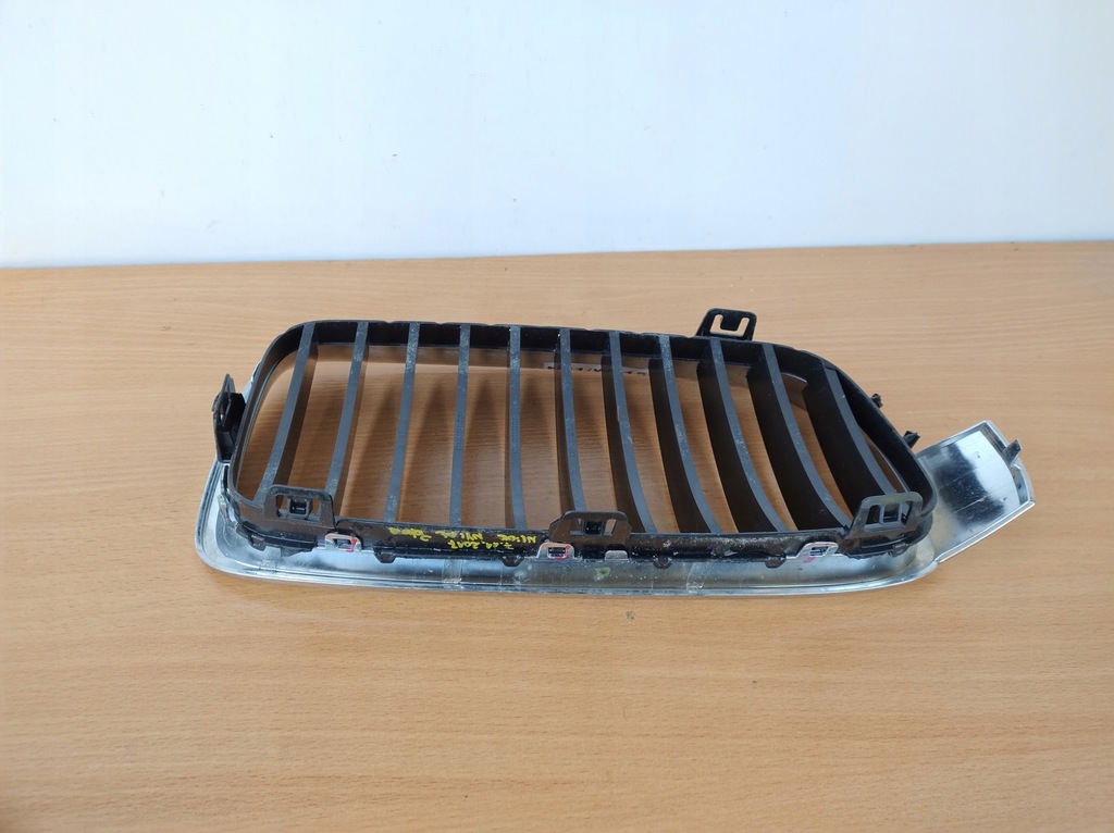 фото №2, Bmw 3 f30 f31 левая решётка радиатора решётка решётка радиатора хром