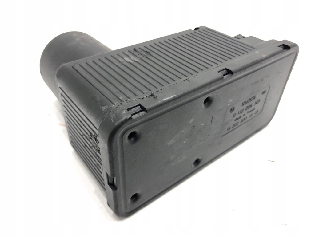 фото №1, Помпа центрального замка mercedes w202 2028001648 kombi 93-00