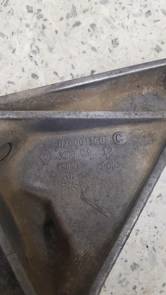 фото №3, Кронштейн кронштейн коробки renault laguna ii 1.9 dci