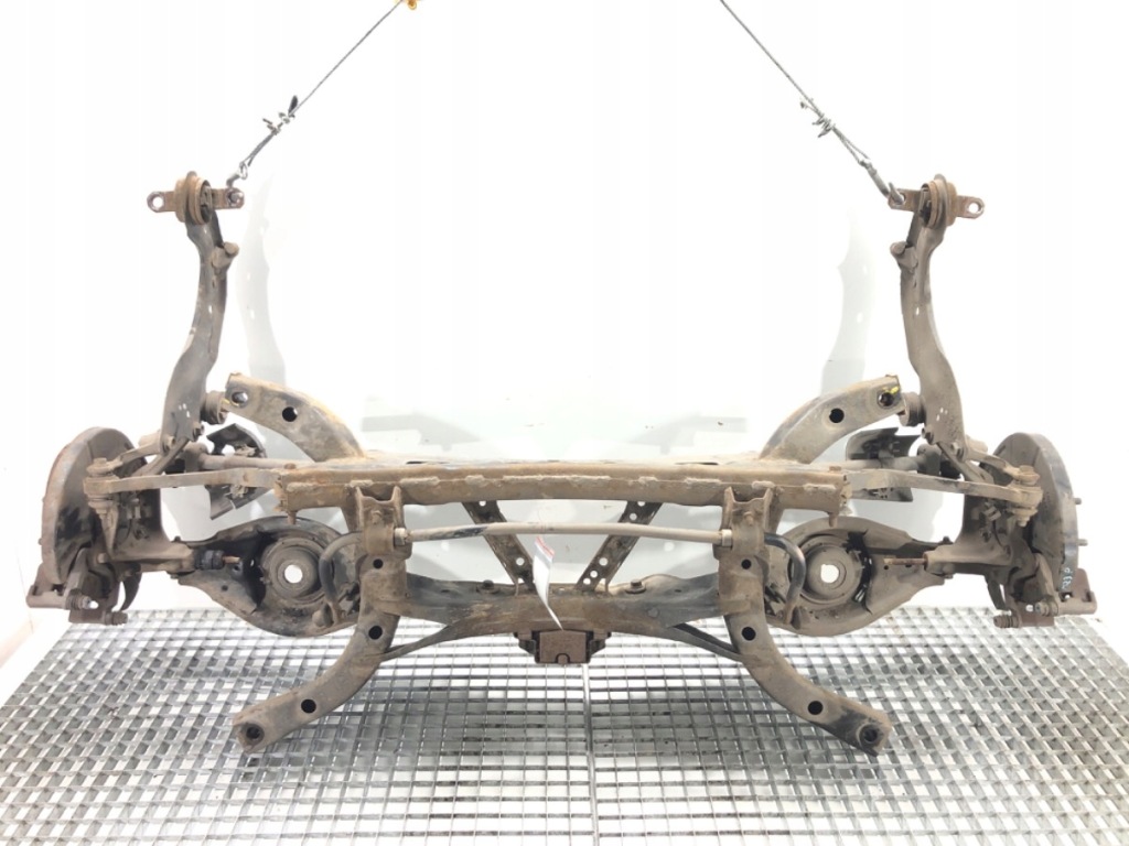 Купити Балка задній mazda 3 bm хетчбек oś підрамник