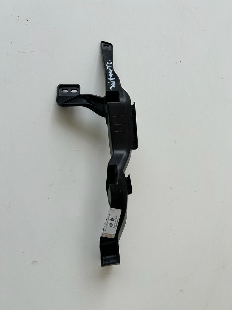 Кронштейн  кронштейн бампера ліхтарі  перед лівий opel astra k 39058200 оригінал Доставка