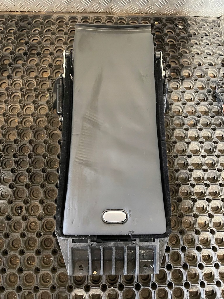 фото №1, Bentley continental gt підлокітник 3w8885075c