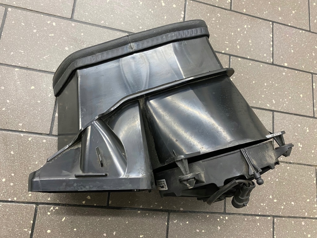 фото №5, Воздухозаборник вентилятор двигателя правый porsche boxster 981