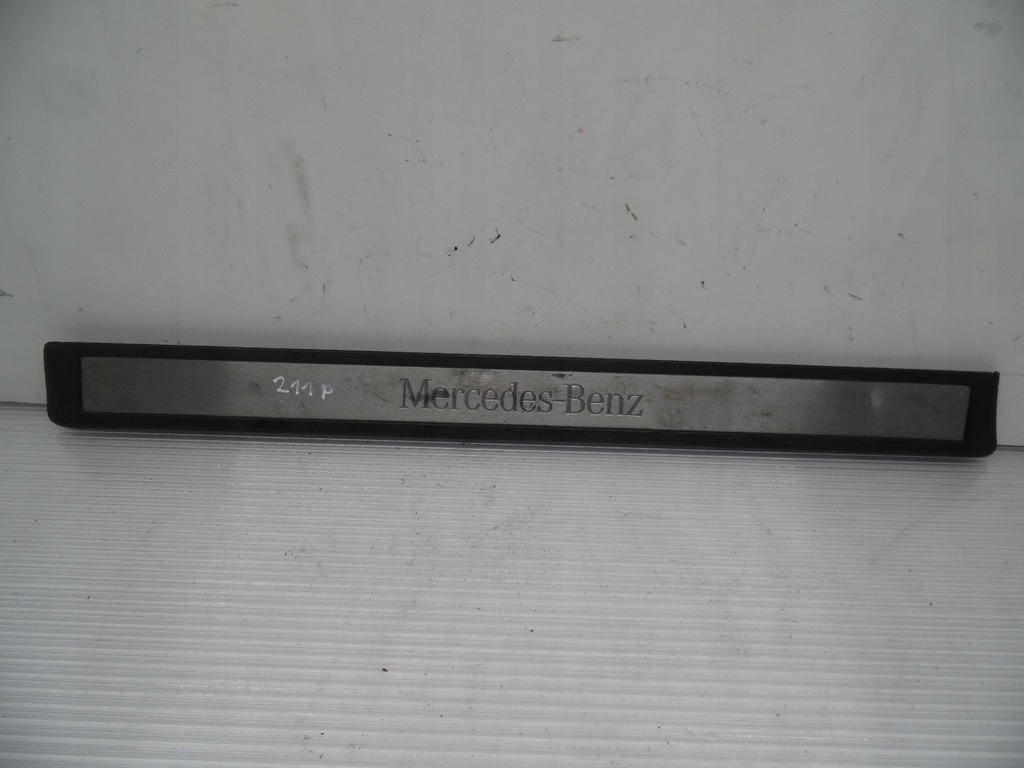 фото №1, Молдинг накладка порог правый перед mercedes w211