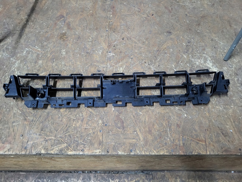 Audi q 2 q2 81a s-line решітка бампера передній Зі Шроту